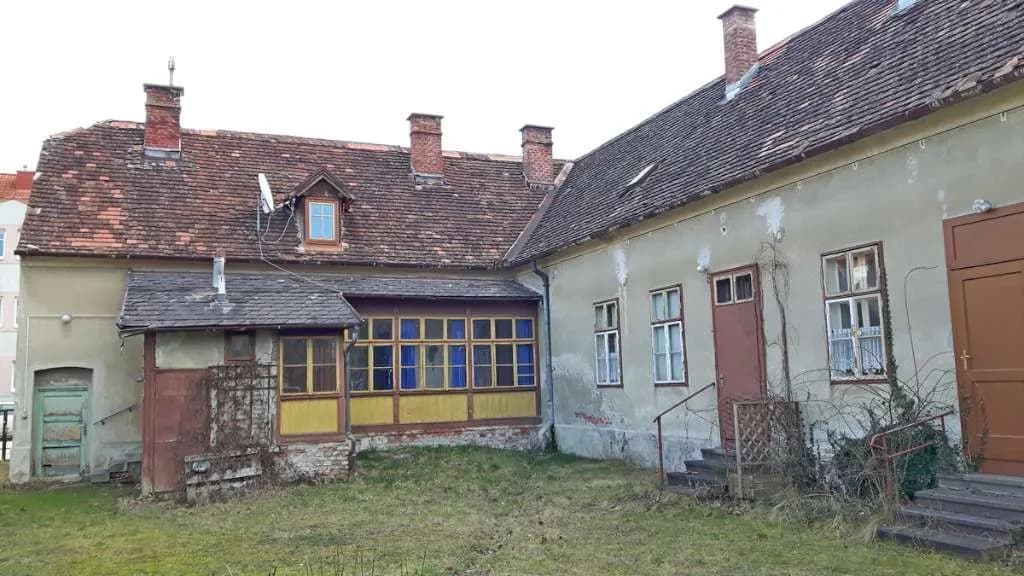 Gewerbeimmobilie kaufen in Wiener Neustadt Land – 272 m², € 270.000 – Bild 2 von 8