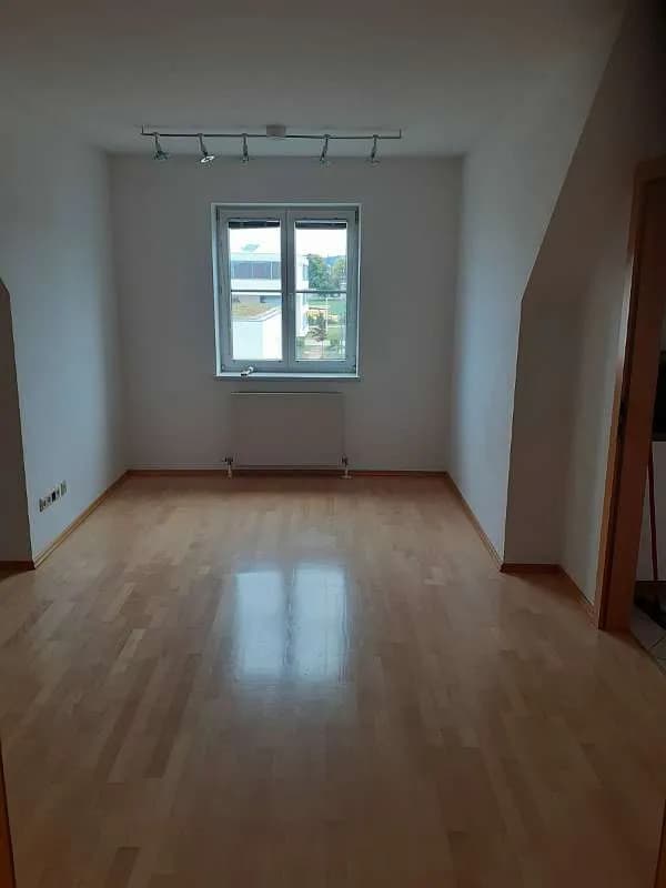 3-Zimmer-Wohnung mieten in Korneuburg – 93 m², € 900 – Bild 4 von 13