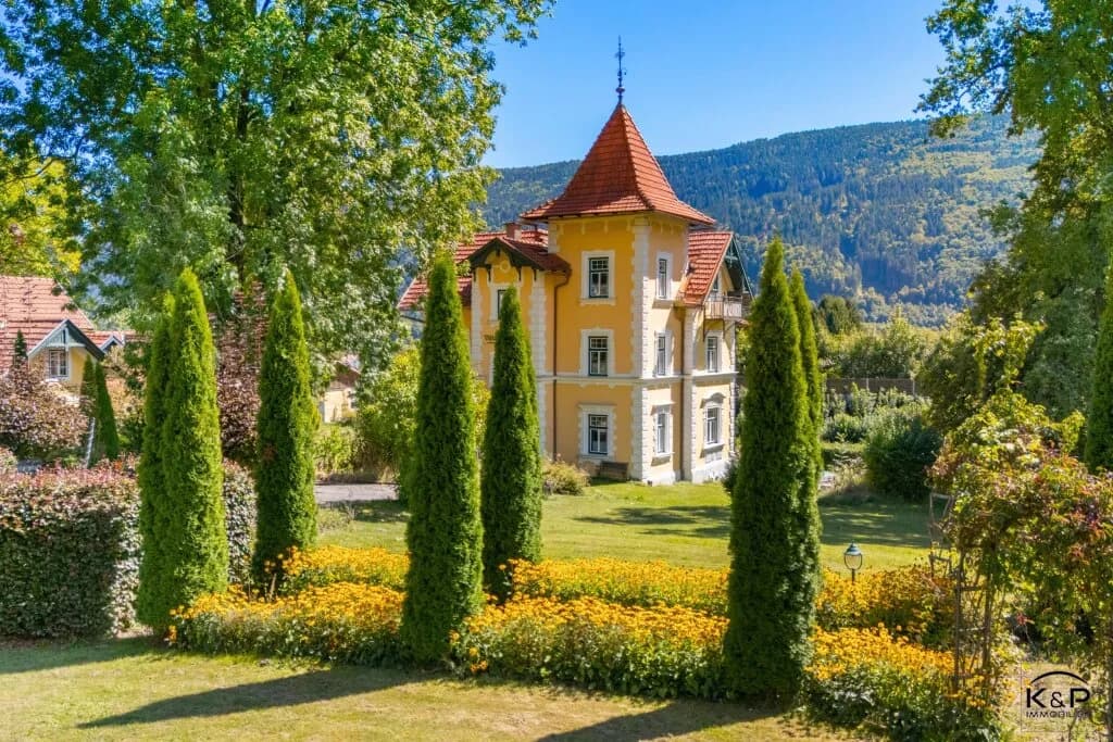 11-Zimmer-Immobilie kaufen in Feldkirchen – 236,43 m², € 799.000 – Bild 3 von 17