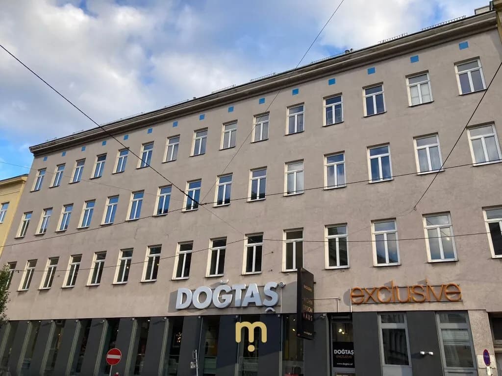Gewerbeimmobilie kaufen in Wien – 277 m², € 839.400 – Bild 2 von 8