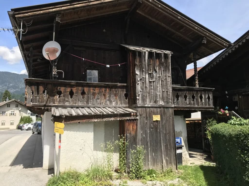 Haus kaufen in Innsbruck-Land – 254 m², € 350.000 – Bild 3 von 37