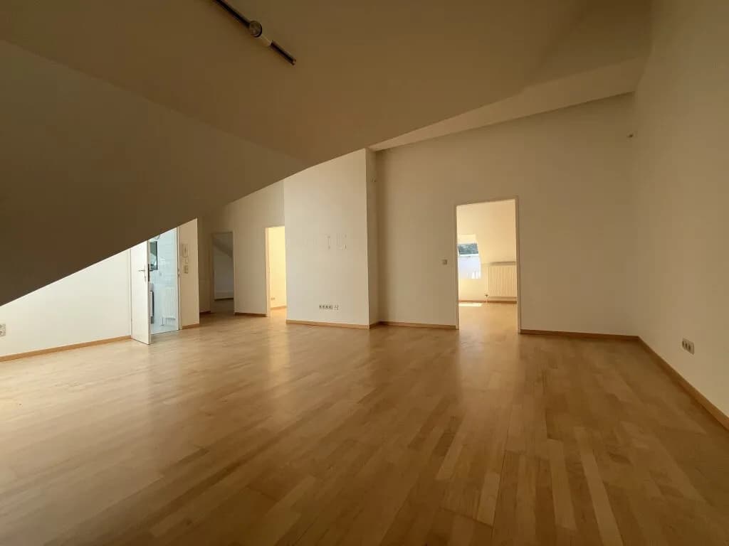 8-Zimmer-Haus mieten in Wien – 350 m², € 6.710 – Bild 19 von 36