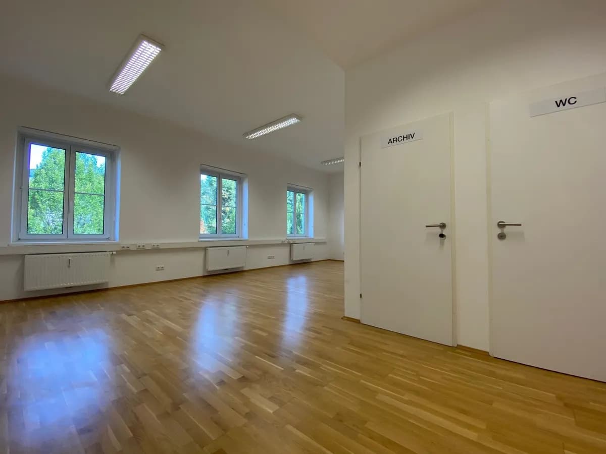 1-Zimmer-Gewerbeimmobilie mieten in Linz – 48 m², € 625
