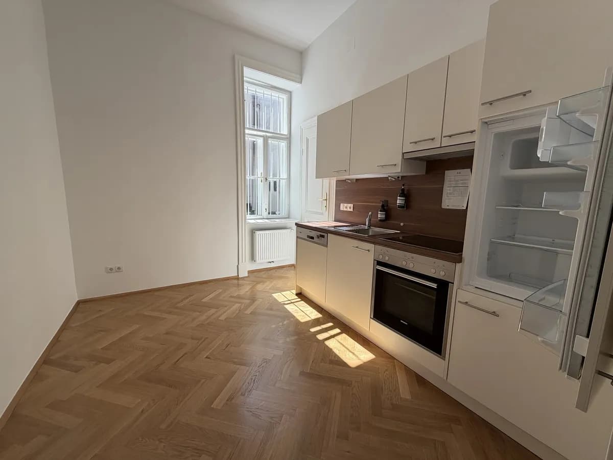 Gewerbeimmobilie mieten in Wien – 130 m², € 17 – Bild 8 von 12