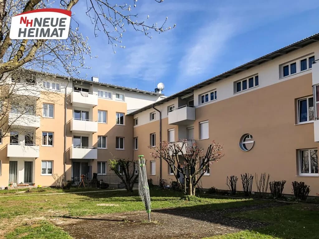 Wohnung mieten in Vöcklabruck – 84,79 m², € 917 – Bild 1 von 3