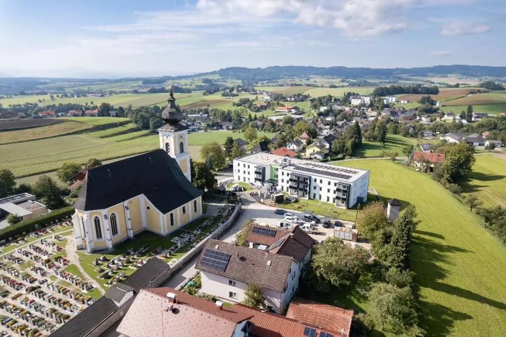 3-Zimmer-Wohnung mieten in Vöcklabruck – 82 m², € 820 – Bild 3 von 3