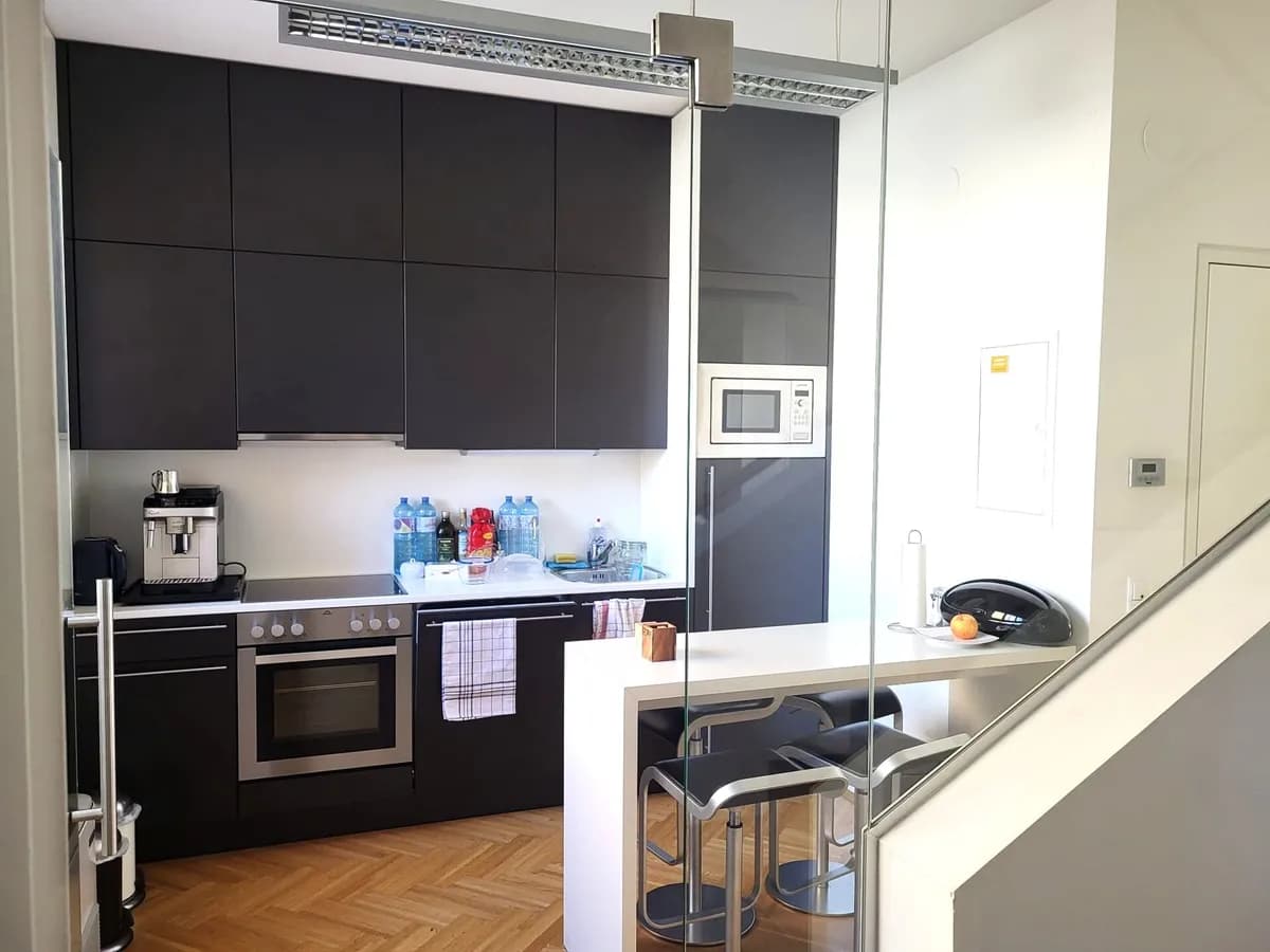 Gewerbeimmobilie mieten in Wien – 323 m², € 12 – Bild 10 von 13