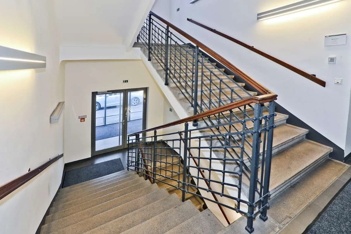 Gewerbeimmobilie mieten in Wien – 1 993 m², € 17 – Bild 4 von 13