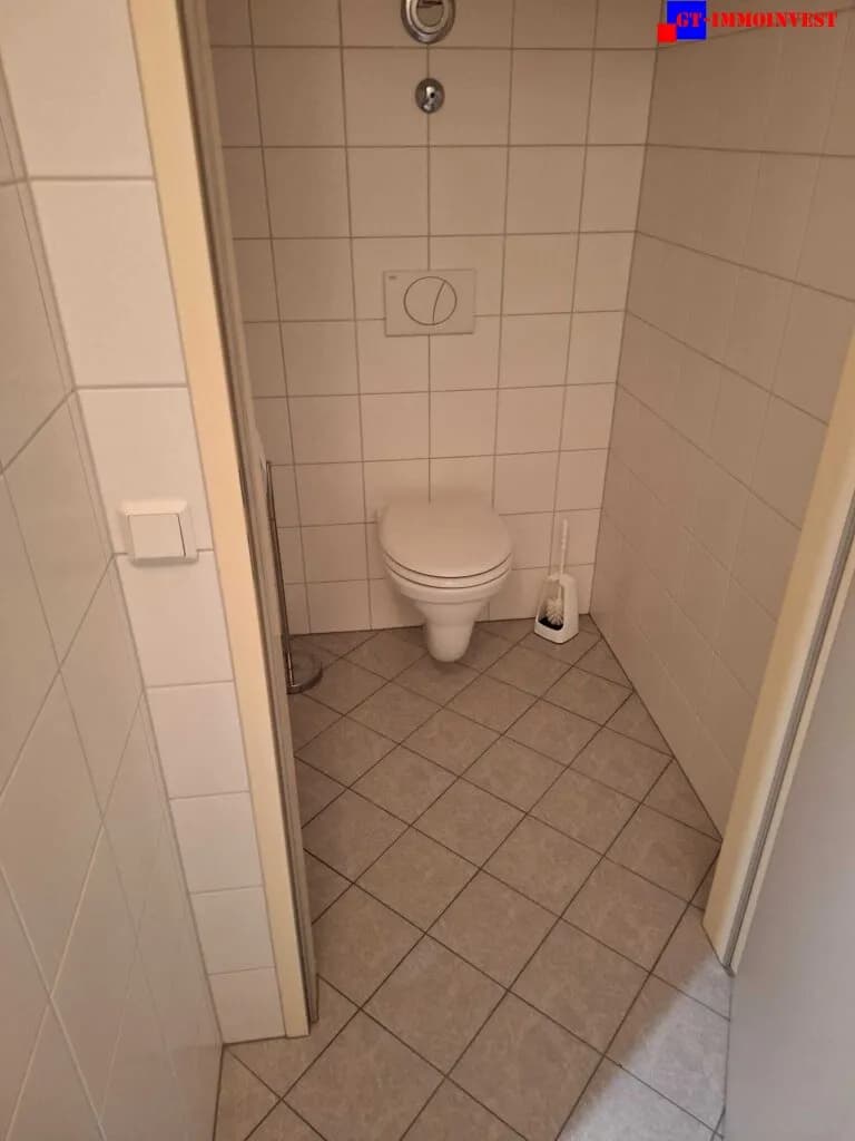 2-Zimmer-Gewerbeimmobilie mieten in Eisenstadt – 59 m², € 734 – Bild 8 von 8