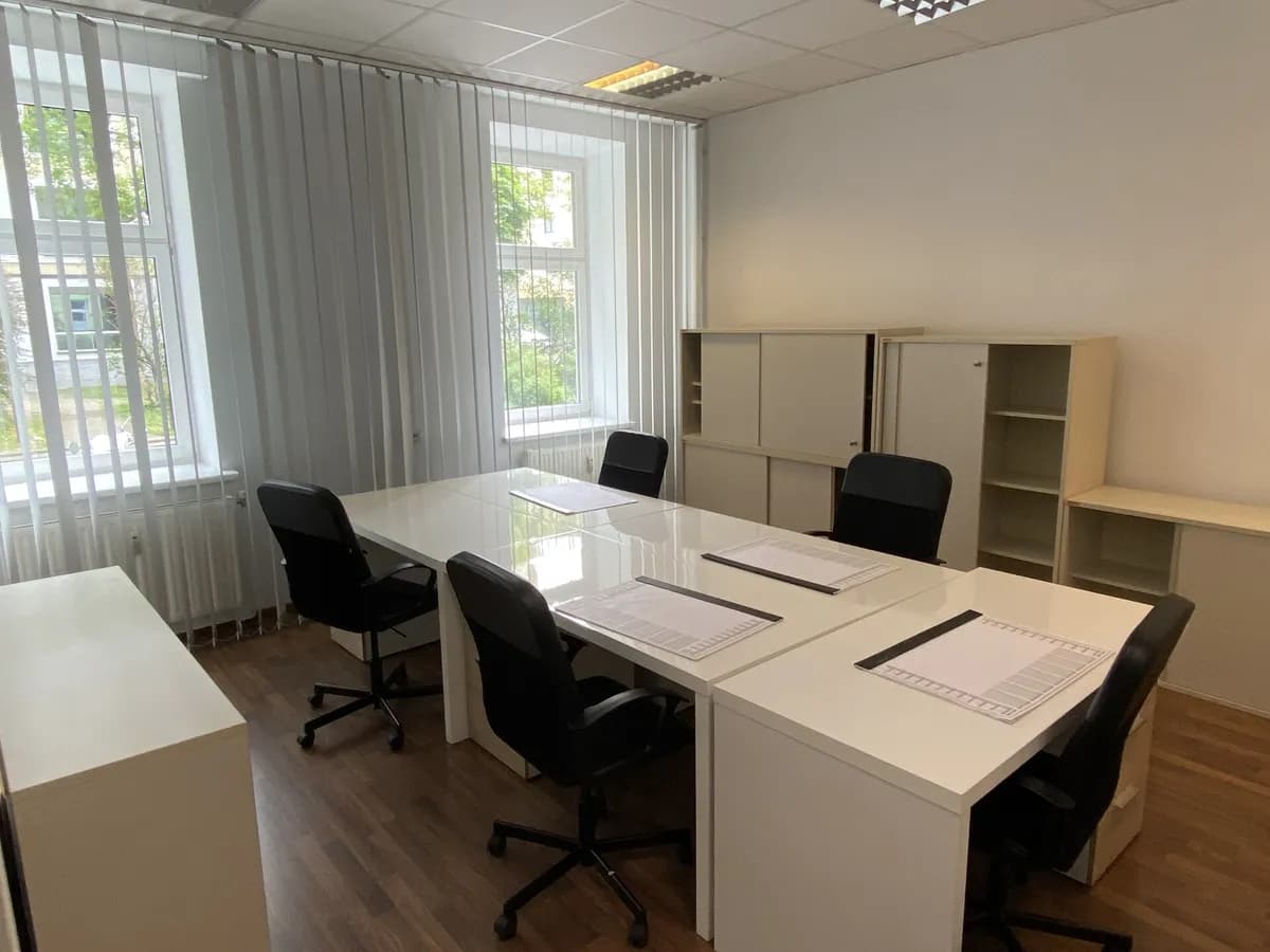 Gewerbeimmobilie mieten in Wien – 59 m², € 742