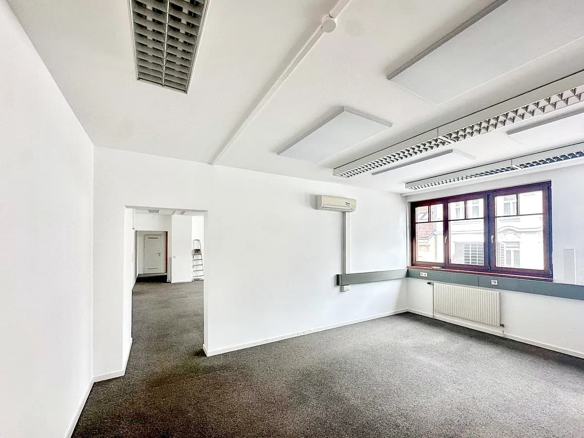 Gewerbeimmobilie mieten in Wien – 129 m², € 17 – Bild 6 von 10
