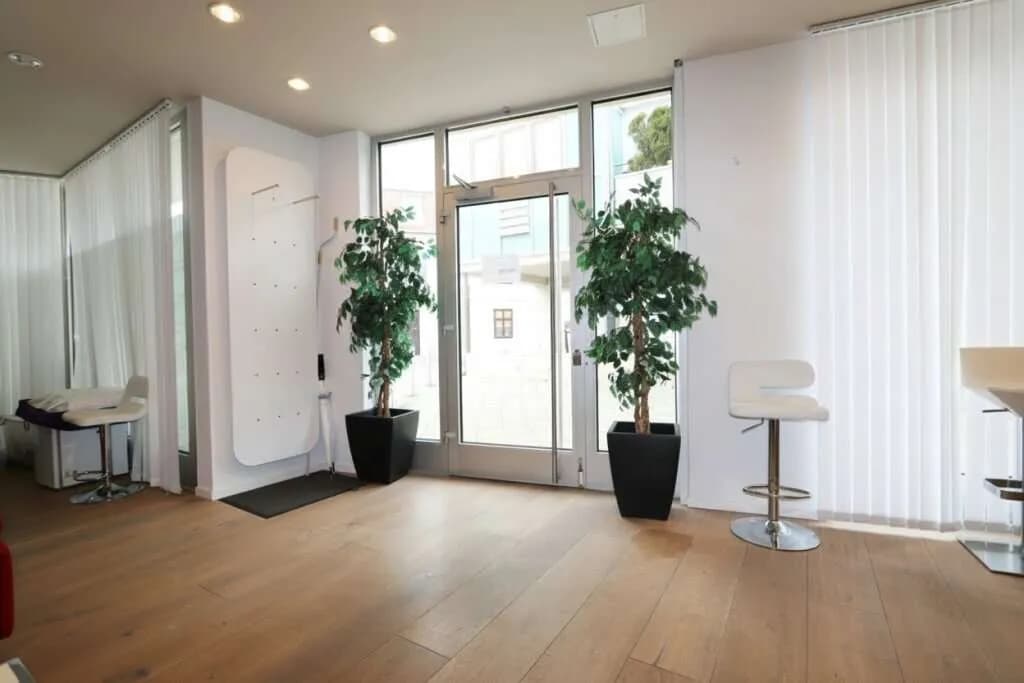 1-Zimmer-Gewerbeimmobilie mieten in Baden – 61,76 m², € 1.803 – Bild 4 von 12