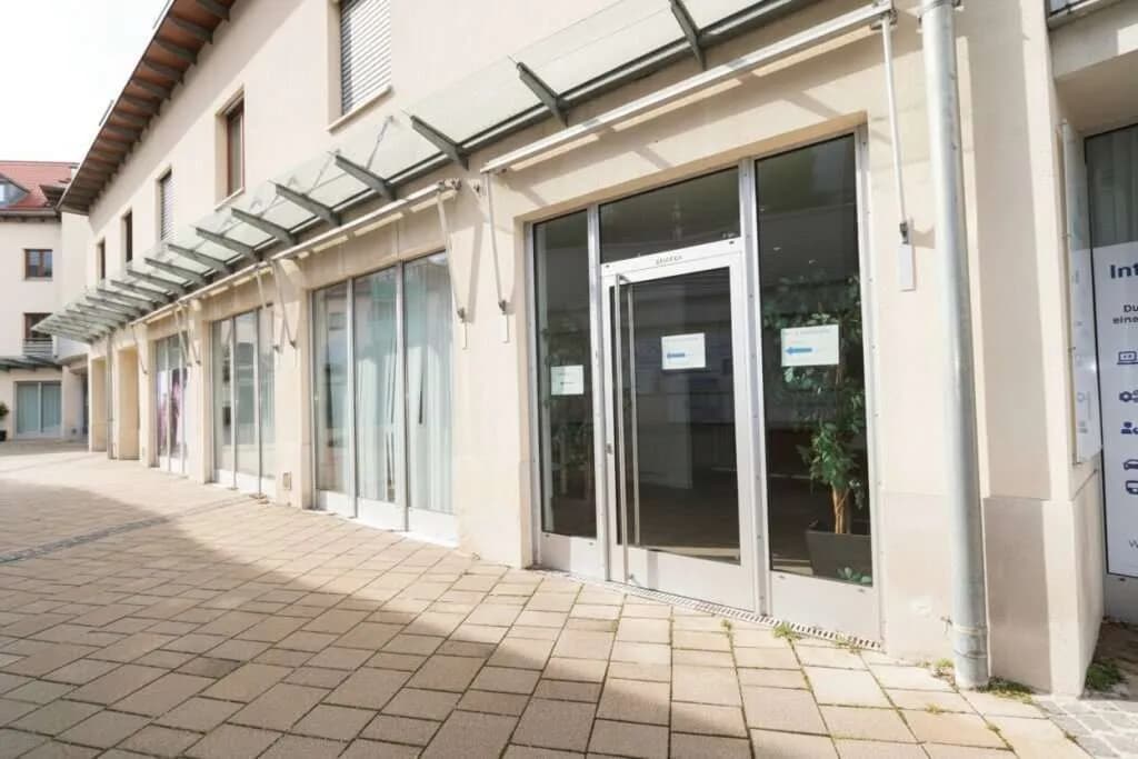 1-Zimmer-Gewerbeimmobilie mieten in Baden – 61,76 m², € 1.803 – Bild 11 von 12