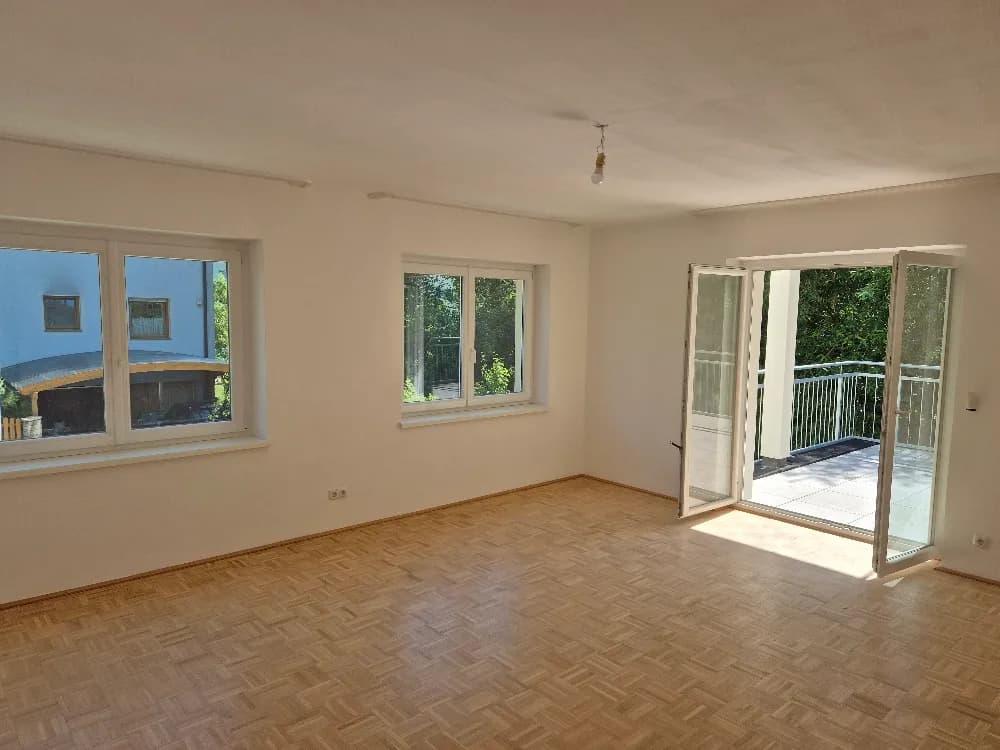2-Zimmer-Wohnung mieten in Linz – 75 m², € 1.095 – Bild 3 von 8