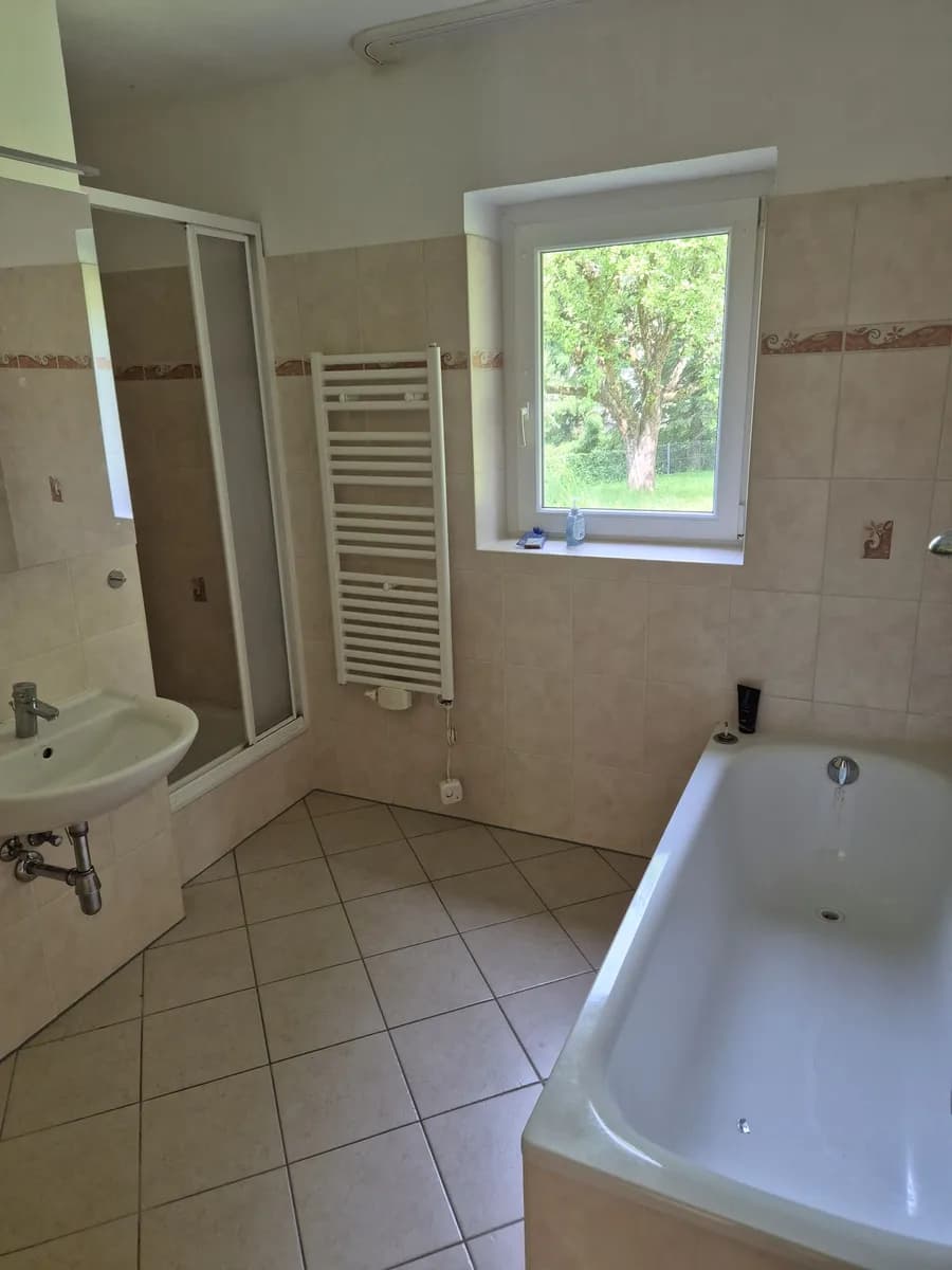 2-Zimmer-Wohnung mieten in Linz – 75 m², € 1.095 – Bild 5 von 8