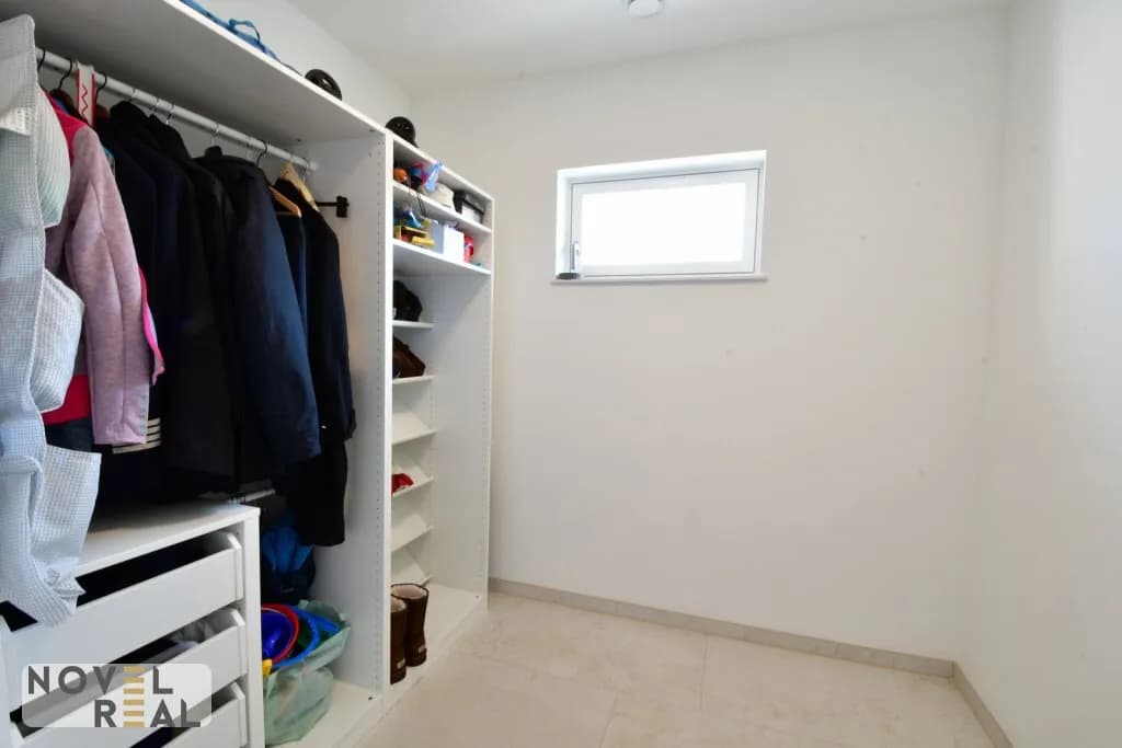 7-Zimmer-Haus kaufen in Neusiedl am See – 247 m², € 1.295.000 – Bild 5 von 40