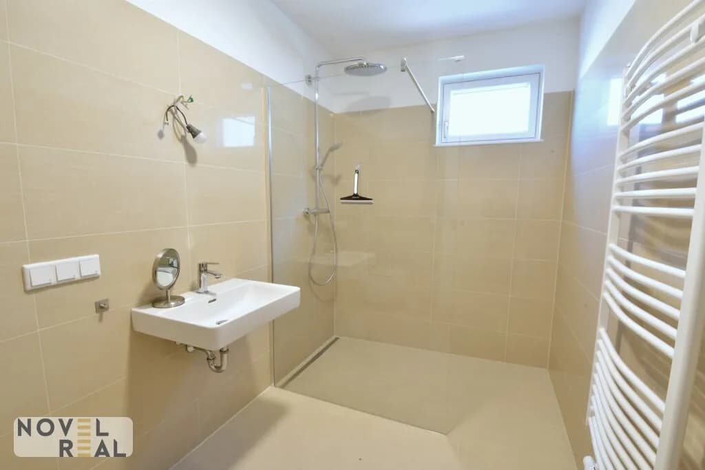 7-Zimmer-Haus kaufen in Neusiedl am See – 247 m², € 1.295.000 – Bild 28 von 40