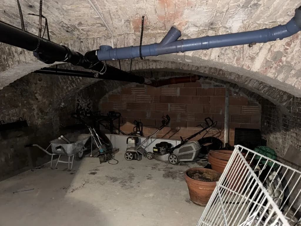 1-Zimmer-Gewerbeimmobilie kaufen in Wien – 39 m², € 19.000 – Bild 3 von 3