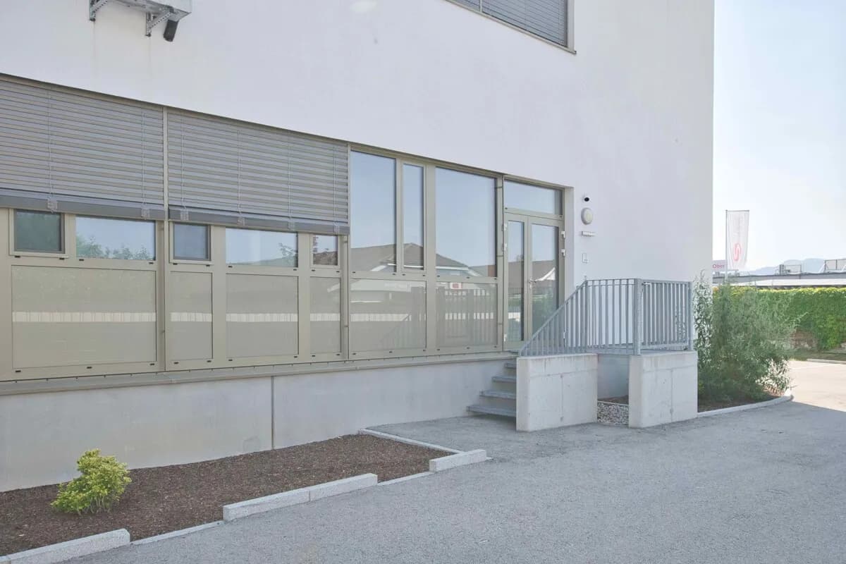Gewerbeimmobilie mieten in Gmunden – 138 m², € 2.947 – Bild 18 von 24