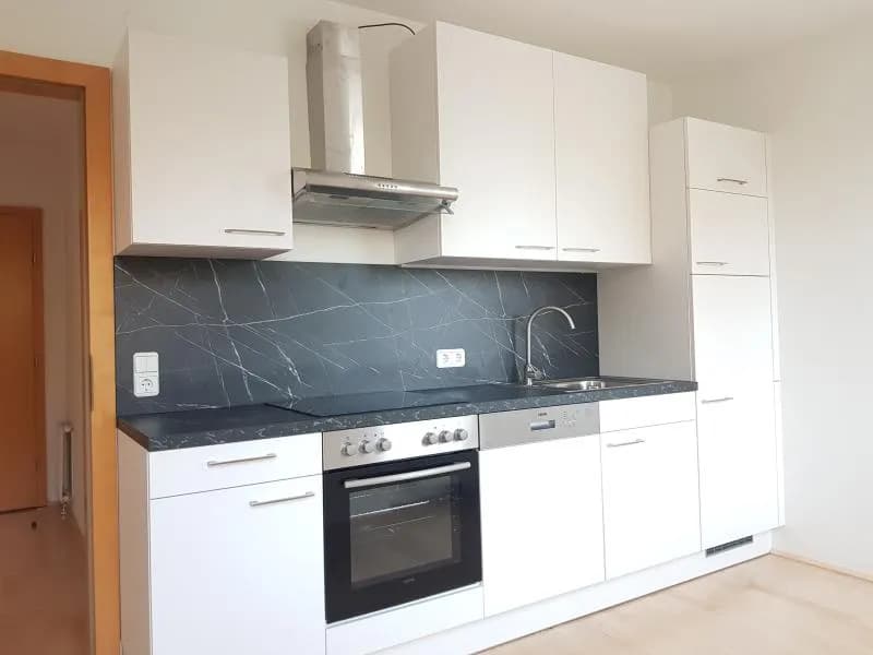 2-Zimmer-Wohnung mieten in Linz – 65 m², € 917 – Bild 3 von 11