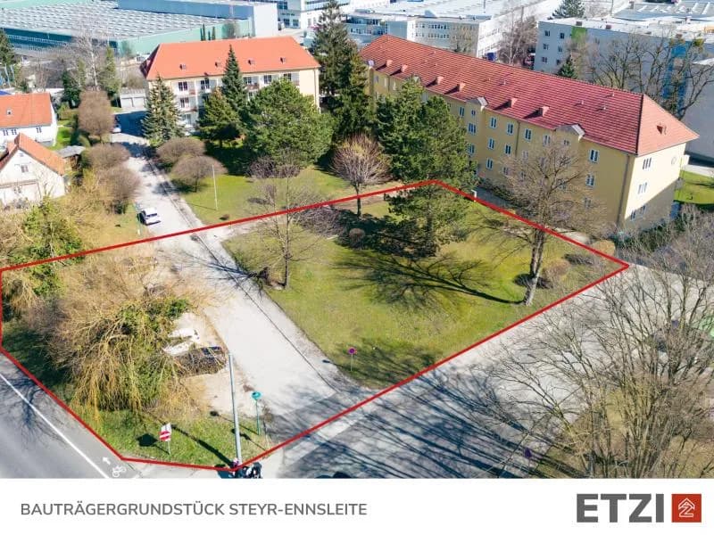 Grundstück kaufen in Steyr – 2 155 m², € 550.000