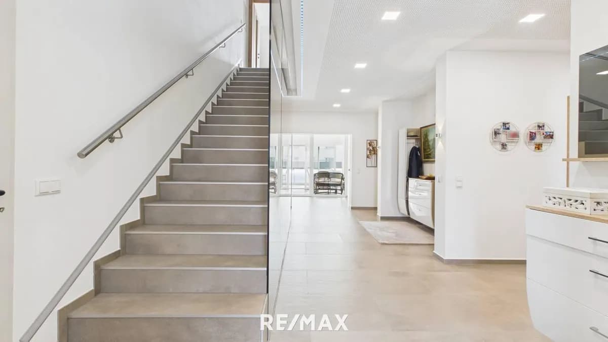9-Zimmer-Haus kaufen in Wels-Land – 390 m², € 1.249.000 – Bild 4 von 35