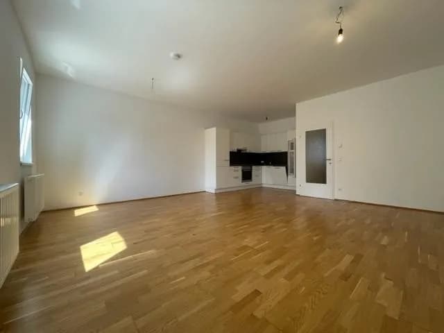3-Zimmer-Wohnung mieten in Linz – 93,96 m², € 1.349
