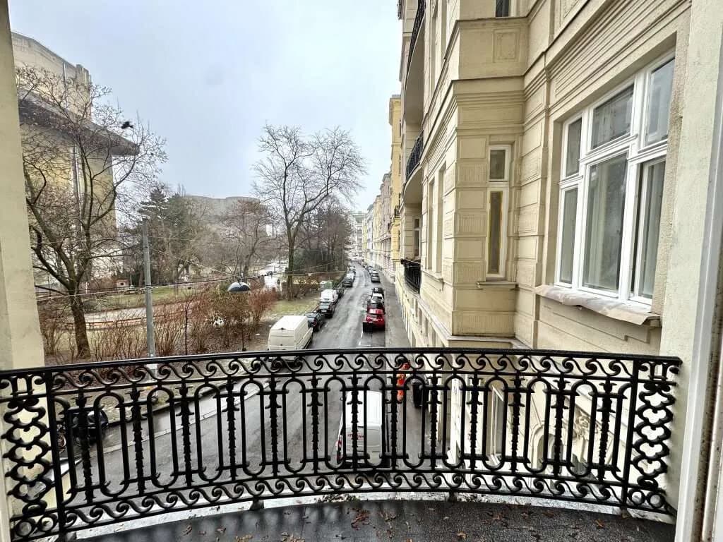 5-Zimmer-Wohnung mieten in Wien – 240 m², € 6.000