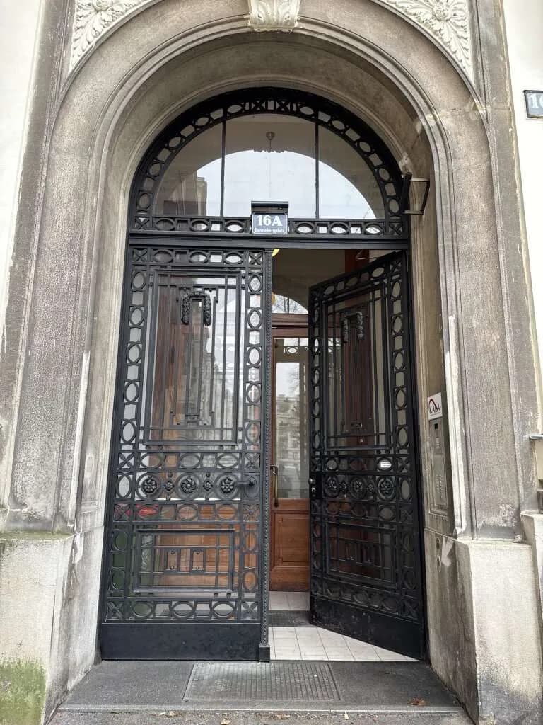 5-Zimmer-Wohnung mieten in Wien – 240 m², € 6.000 – Bild 32 von 37