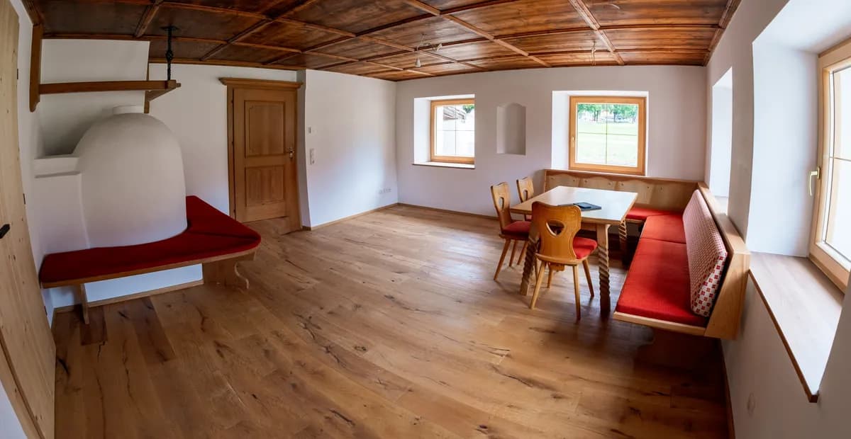 5-Zimmer-Wohnung mieten in Reutte – 143 m², € 2.150