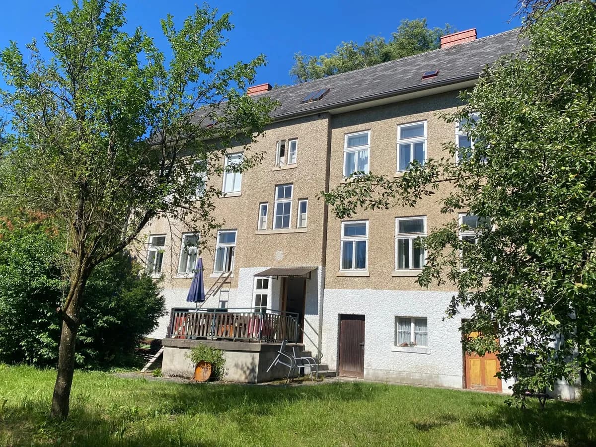 Gewerbeimmobilie kaufen in Horn – 280 m², € 218.000