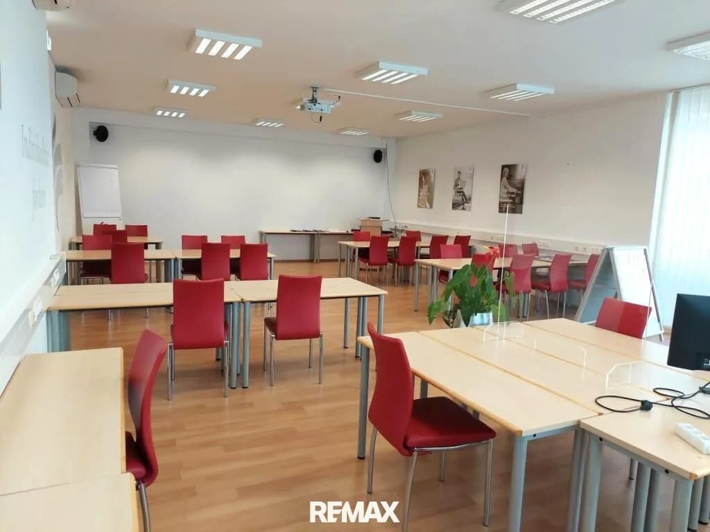 19-Zimmer-Gewerbeimmobilie mieten in Graz – 603 m², € 8.412 – Bild 6 von 23