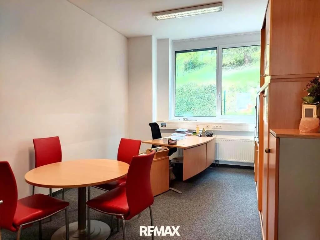 19-Zimmer-Gewerbeimmobilie mieten in Graz – 603 m², € 8.412 – Bild 12 von 23