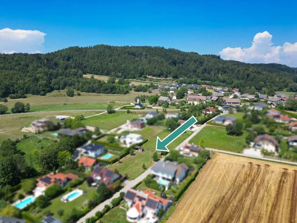 Grundstück kaufen in Klagenfurt Land – 1 214 m², € 195.000