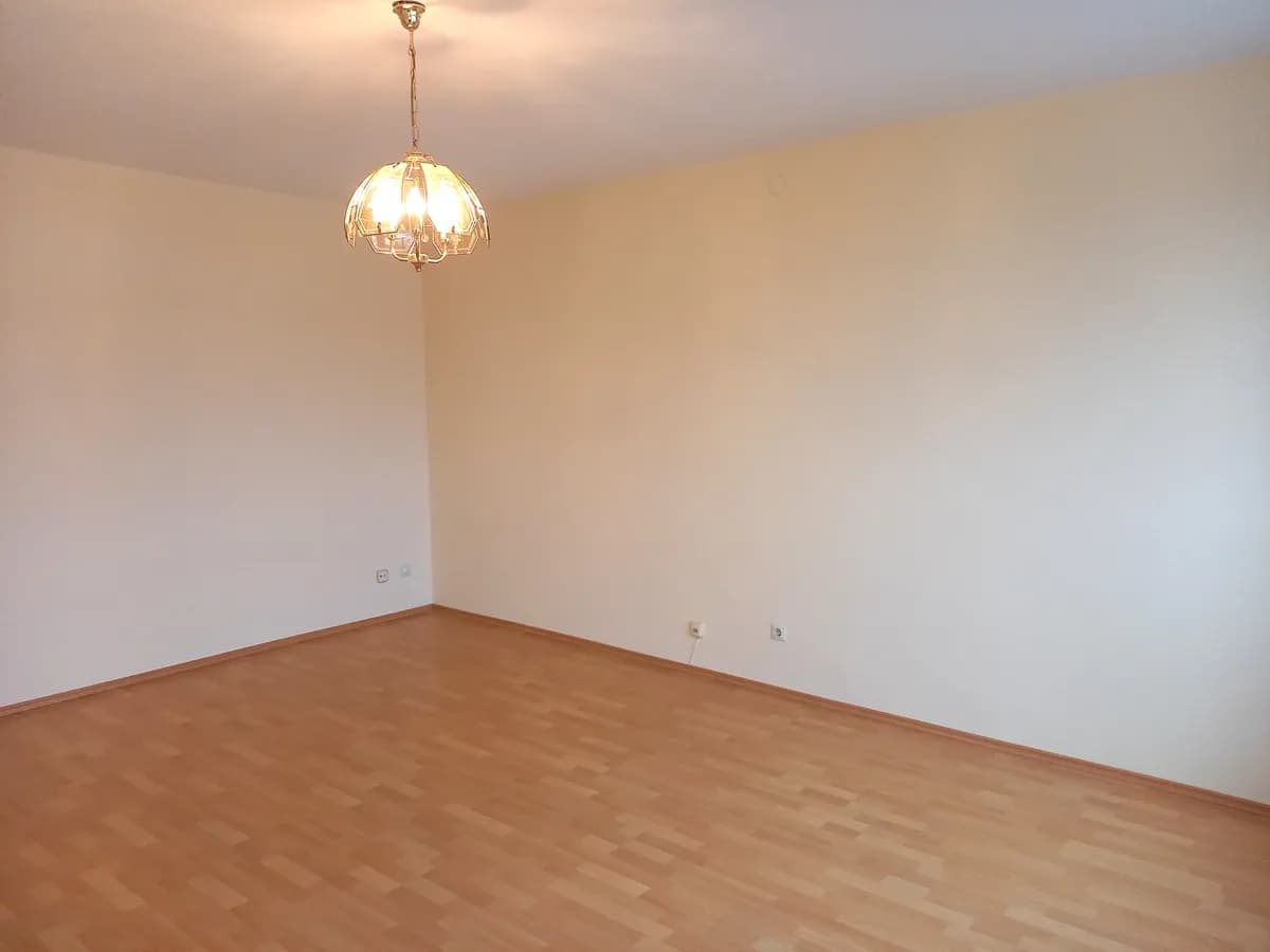 2-Zimmer-Wohnung kaufen in Baden – 53 m², € 220.000 – Bild 2 von 7