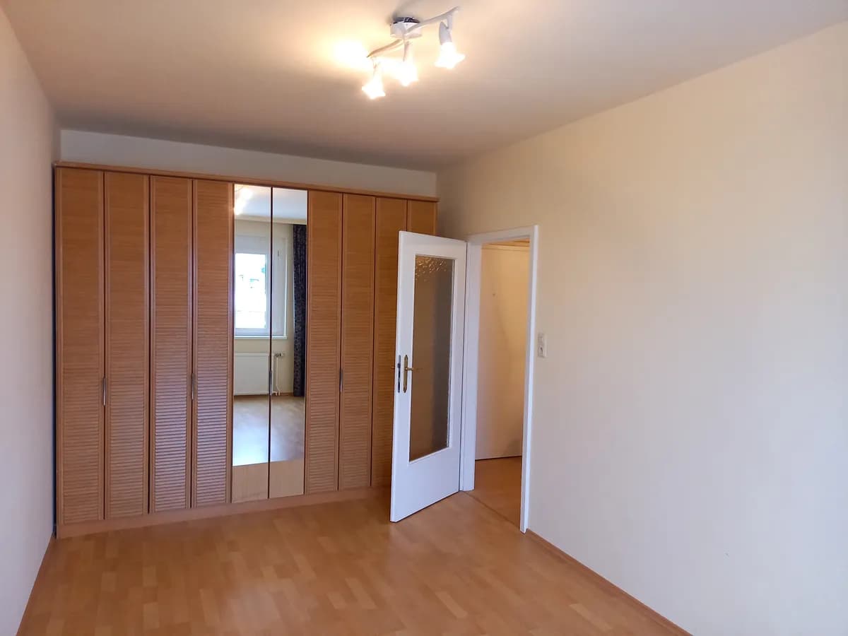 2-Zimmer-Wohnung kaufen in Baden – 53 m², € 220.000 – Bild 5 von 7