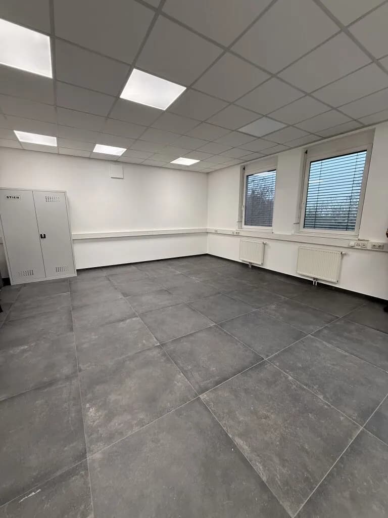 Gewerbeimmobilie mieten in Graz-Umgebung – 75 m², € 825
