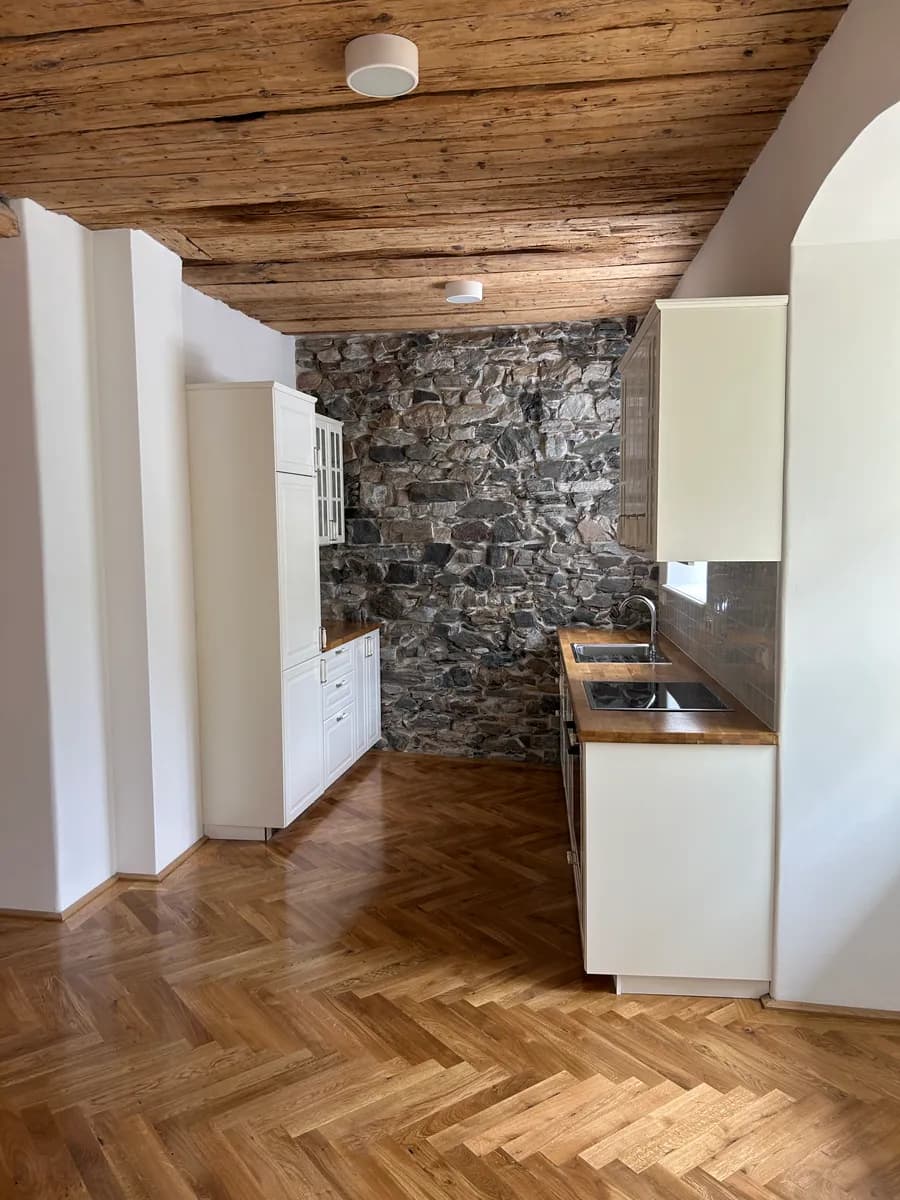 3-Zimmer-Haus mieten in Horn – 90 m², € 1.690 – Bild 2 von 6