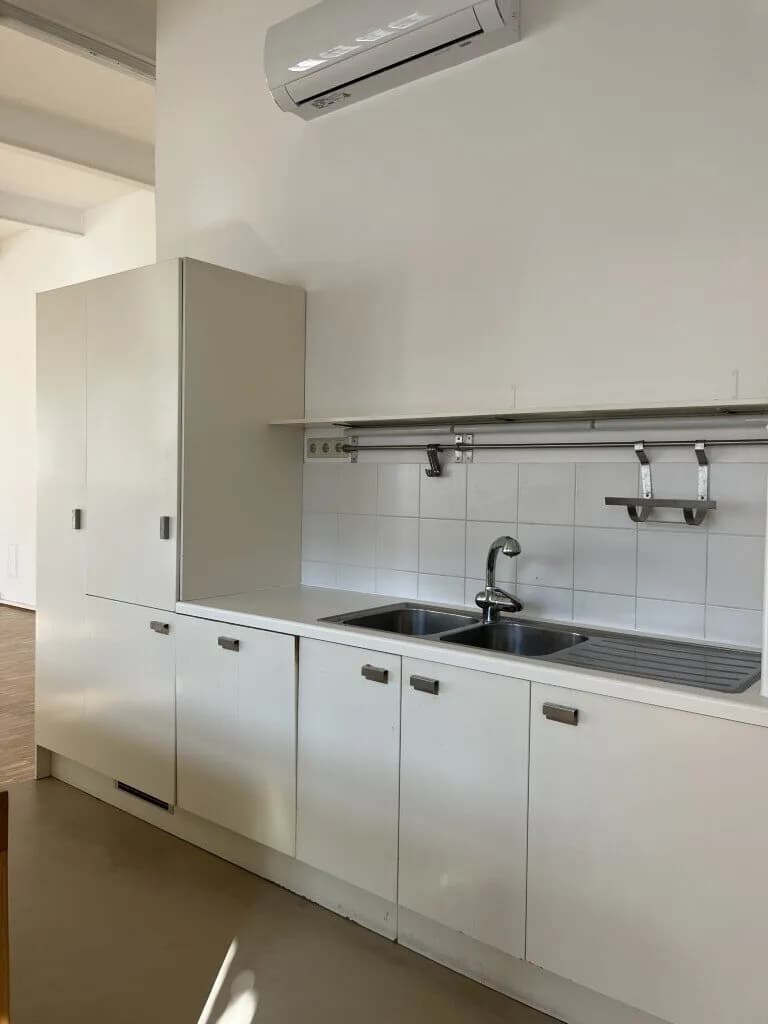 2-Zimmer-Gewerbeimmobilie mieten in Wien – 125 m², € 2.167 – Bild 15 von 24
