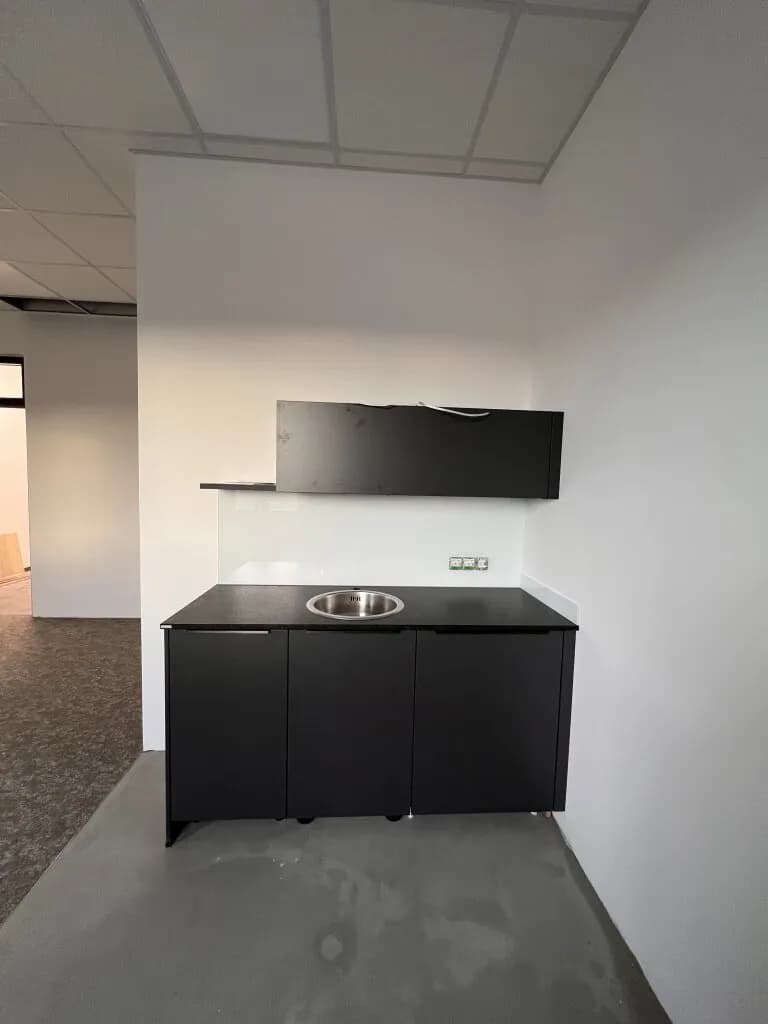 2-Zimmer-Gewerbeimmobilie mieten in Weiz – 75 m², € 994 – Bild 2 von 9