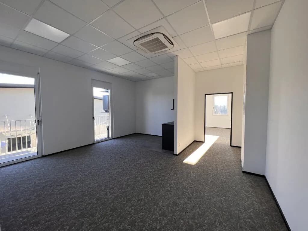 2-Zimmer-Gewerbeimmobilie mieten in Weiz – 75 m², € 994 – Bild 6 von 9