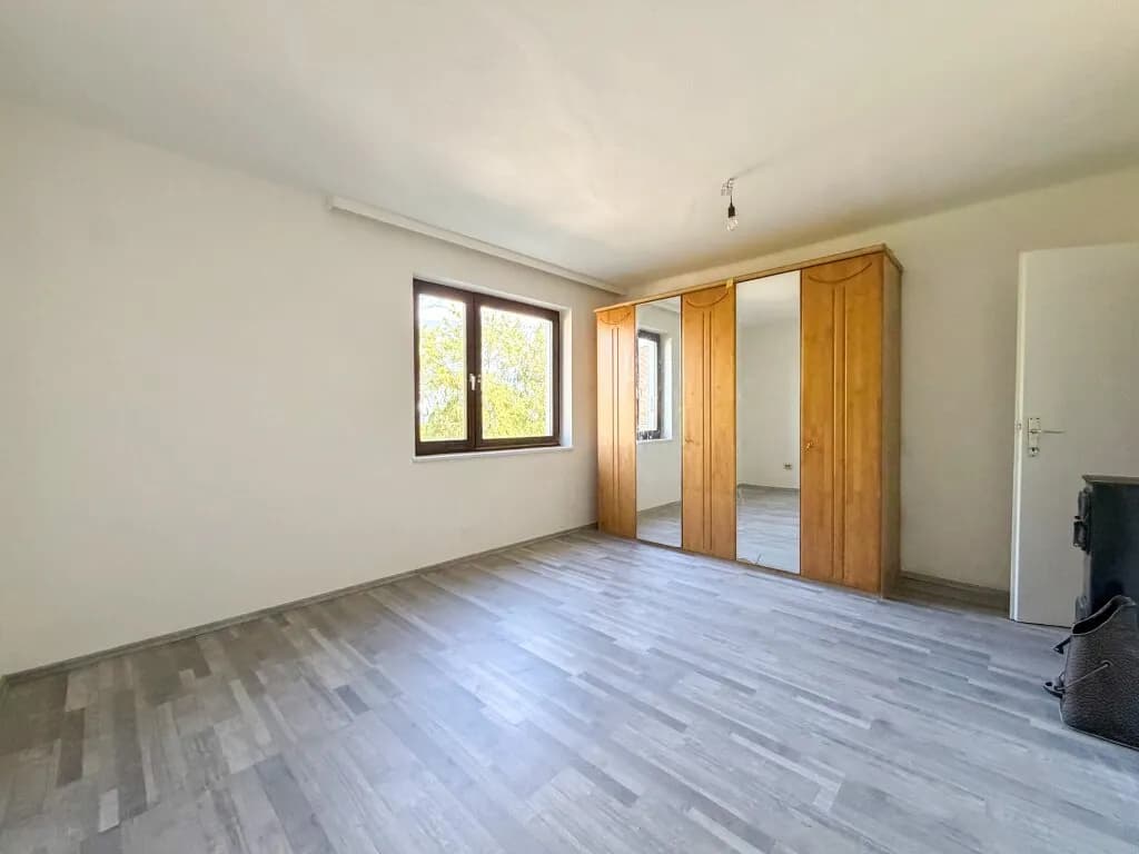 3-Zimmer-Haus kaufen in Neunkirchen – 120 m², € 99.000 – Bild 11 von 24