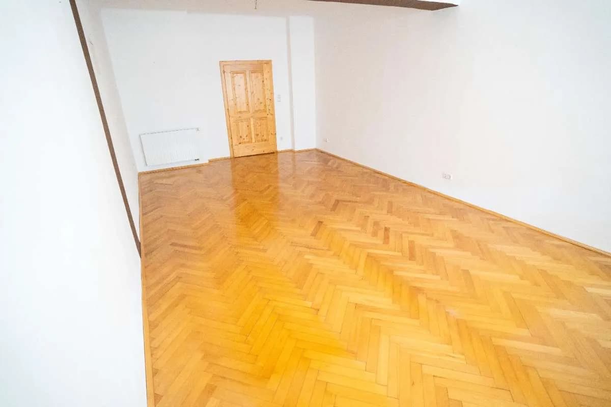 Gewerbeimmobilie kaufen in Gmunden – 822 m², € 2.249.000 – Bild 17 von 22