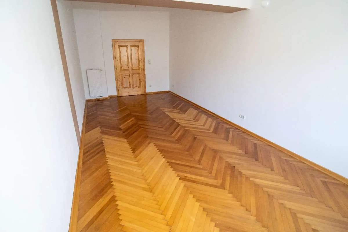 Gewerbeimmobilie kaufen in Gmunden – 822 m², € 2.249.000 – Bild 19 von 22