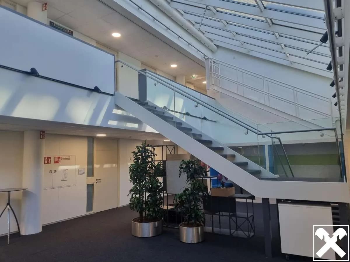 Gewerbeimmobilie mieten in Linz – 3 780 m², € 66.241 – Bild 2 von 14