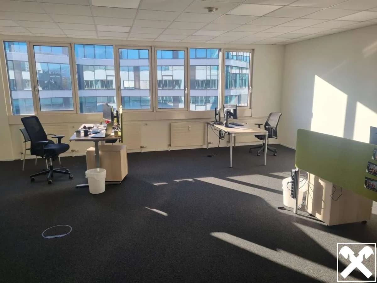 Gewerbeimmobilie mieten in Linz – 3 780 m², € 66.241 – Bild 3 von 14