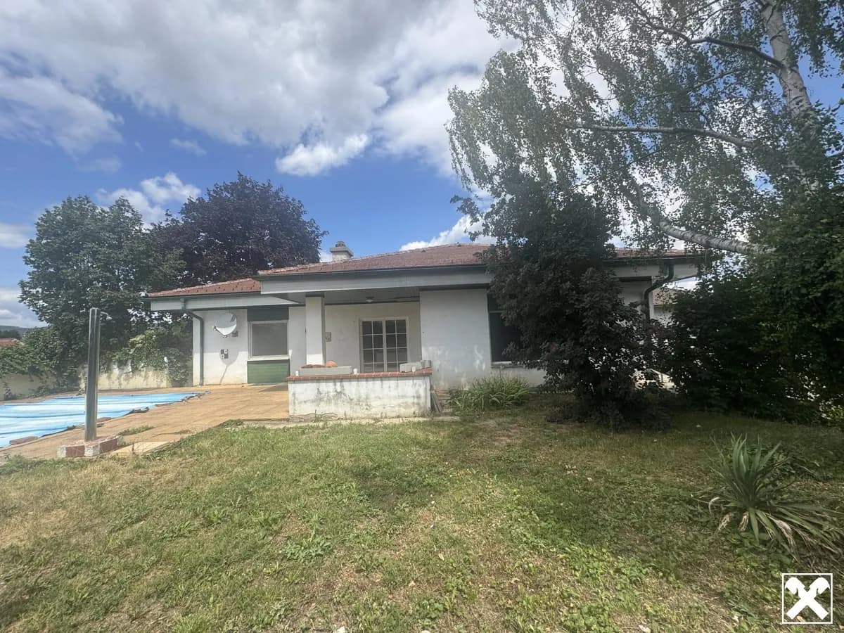 4-Zimmer-Haus mieten in Neunkirchen – 117 m², € 1.360