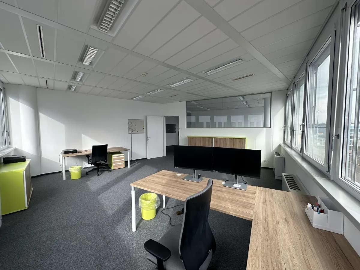 Gewerbeimmobilie mieten in Wien – 232 m², € 15 – Bild 5 von 10