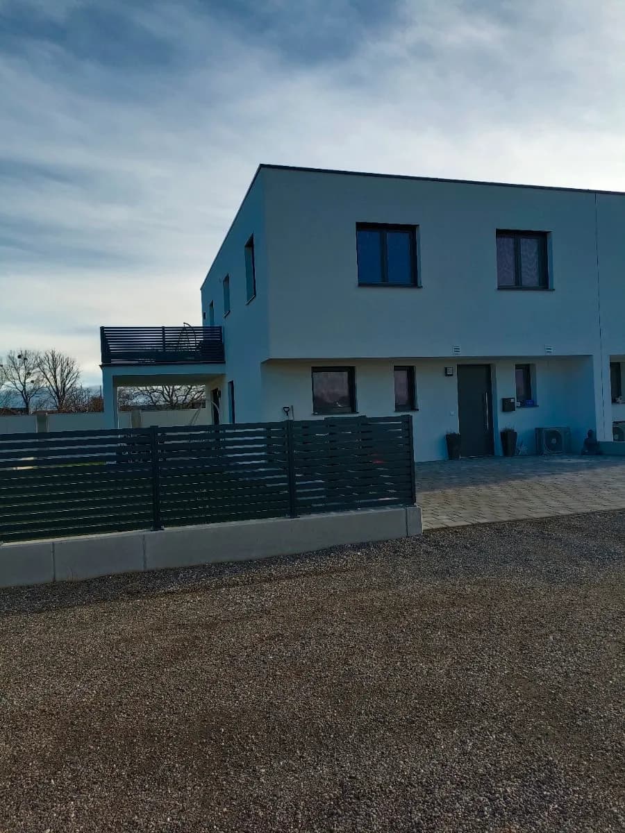 6-Zimmer-Haus mieten in Tulln – 136 m², € 1.690