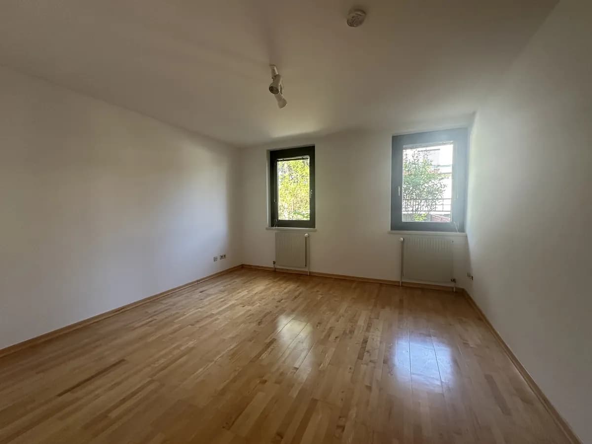 6-Zimmer-Haus mieten in Wien – 306,95 m², € 5.337 – Bild 8 von 14